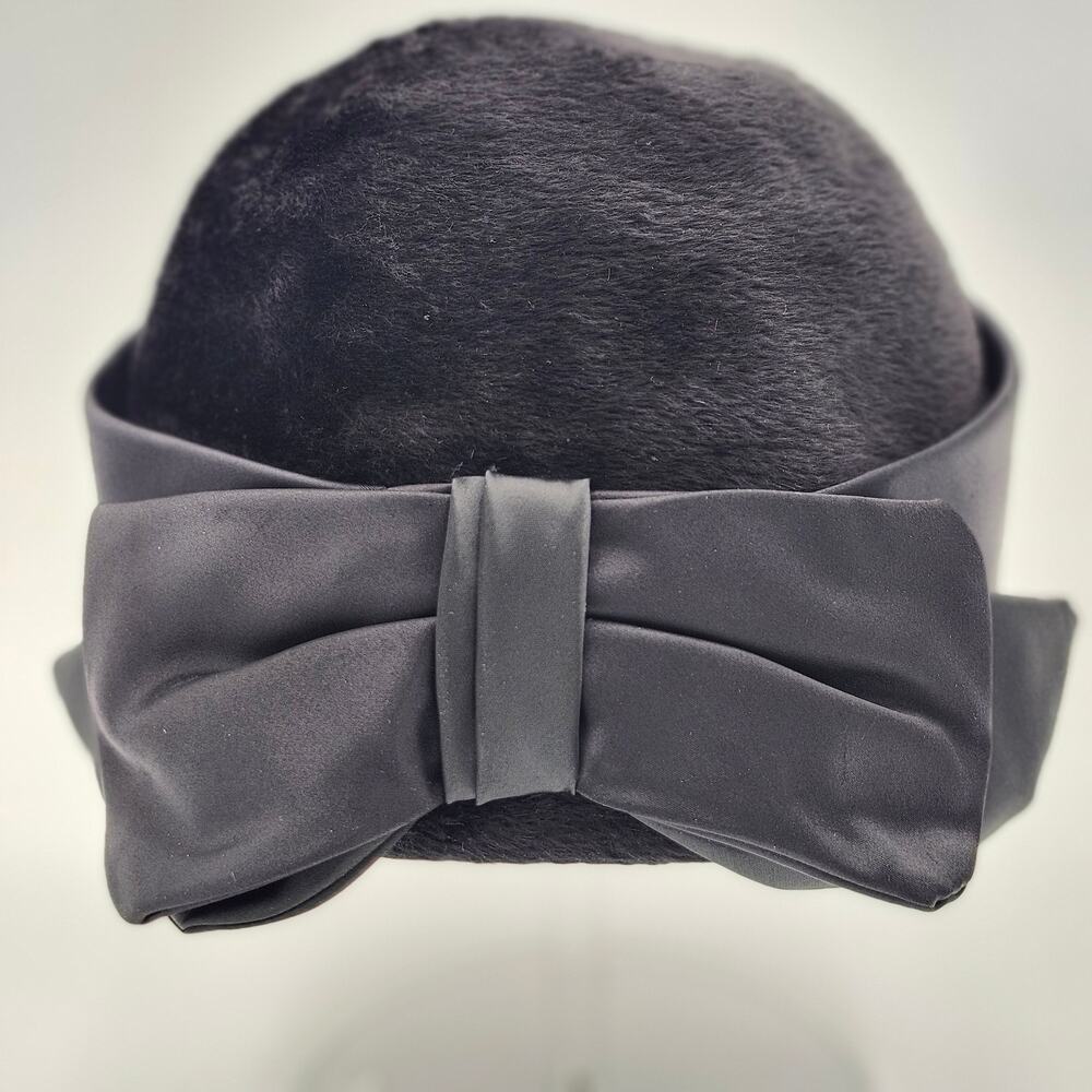 Vintage Chapeau by Mia Bad-Vilbel Black Mystere Fur Hat D0001